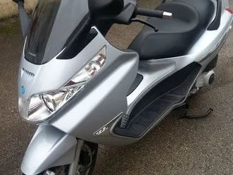 vends scooter 125