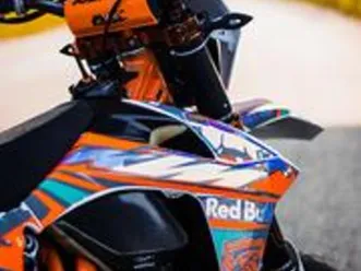 ktm 125 exc six days