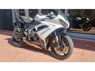 vendo triumph daytona 660 (2024 - 25) nuova a rende (codice 9734557) - moto.it