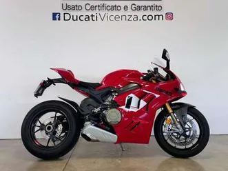 ducati panigale v4 s red rosso