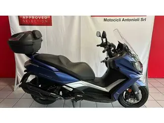 vendo kymco downtown 350i tcs (2021 - 25) usata a cureggio (codice 9735950) - moto.it