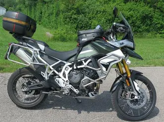 triumph tiger 900 rally pro - garmin xt, 2x givi