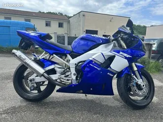yamaha-yzf-r1