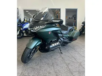 2024 honda gold wing automatic dct