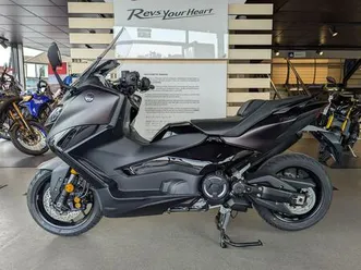 yamaha-tmax-560