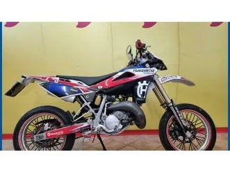 vendo husqvarna sm 125 (2008) usata a roma (codice 9737294) - moto.it