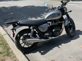 2022-triumph-bonneville-street-twin-ec1-perfect-and-beautiful-bike