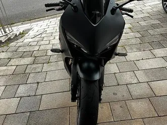 honda-cbr-650-r-e-clutch-um-unfallfrei-1475eur-zubehor-garantie