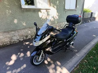 piaggio-x8-400ie-frisko-registr-moguca-zamjena-za-50-ccm-uz-nadoplatu-2007-god