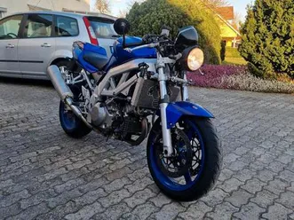 suzuki sv 1000 naked bike