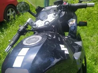 motor-suzuki-gsx-debica