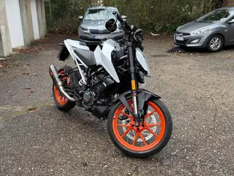 ktm duke 125 akrapovic kurzes heck soziusabdeckung