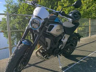 cfmoto cl-x 700, scrambler xsr, viele extras, neuwertig