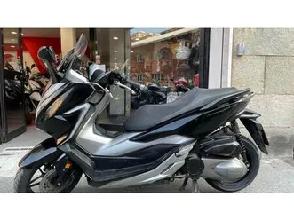 vendo honda forza 300 abs (2018 - 20) usata a genova (codice 9741622) - moto.it