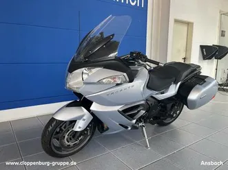 triumph-trophy-se-griff-sitzheizung-audiosystem