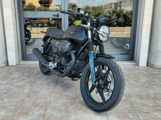moto guzzi v7 stone 2025 - e5+