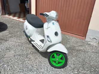 piaggio-vespa-125-lx-i-e