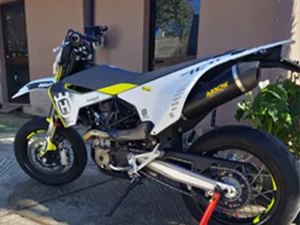 husqvarna 701 supermoto