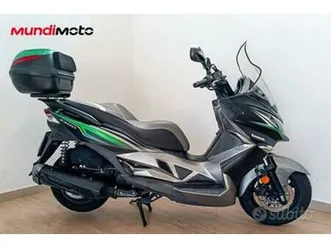 kawasaki-j-300-abs-2018