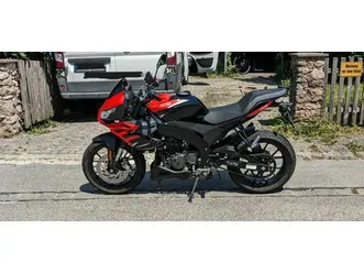 aprilia tuono 125