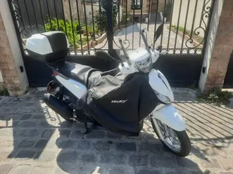piaggio-medley-125-2020-125-cm3-scooter-7-850-km-blanc-92130-issy-les-moulineaux