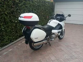 honda deauville - 2011