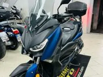 yamaha-x-max-400-passaggio-e-tagliando-incluso