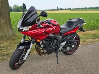 yamaha-fz6-fazer-lage-km's-akrapovic-motoren-yamaha-marktplaats