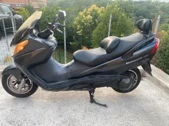 suzuki-burgman-an400-2004