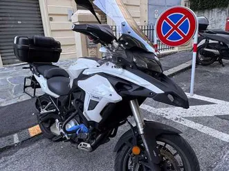 benelli trk 502 stradale bianco