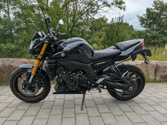 yamaha fz8 abs in sehr gutem zustand inkl neuen reifen u zubehör