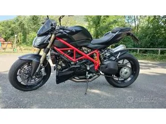 ducati streetfighter 848 2013 - 33000 km - 7500