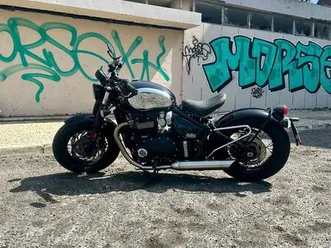 triumph bonneville bobber chrome (ed. especial) sesimbra