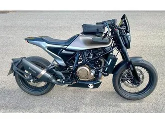 husqvarna svartpilen 701 style 2(9000km)