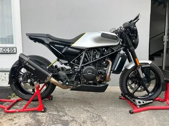 husqvarna vitpilen 701 unikat*akrapovic *bw+ viele extras