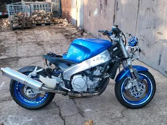 yamaha fzr 1000 3le, schlachtfest, tank, auspuff, vergaser etc.