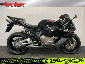 honda cbr 1000 rr fireblade zwart
