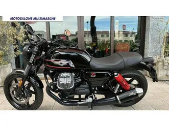 vendo moto guzzi v7 stone special edition (2022 - 25) usata a trezzano sul naviglio (codice 9766085) - moto.it