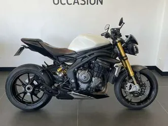 triumph speed triple 1200 rs