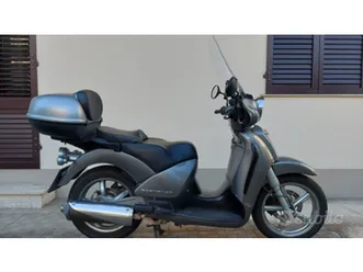 scarabeo aprilia 250 anno 2005