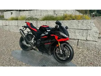 aprilia rsv4 1100 factory e5+ 2025er black friday deal!!