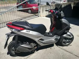 piaggio mp3
