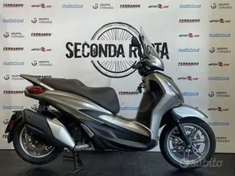 piaggio beverly 400