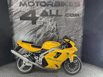 triumph daytona 955i