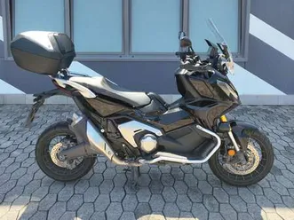 honda x-adv 750 adventure nero