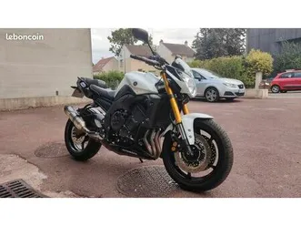 yamaha fz8 r