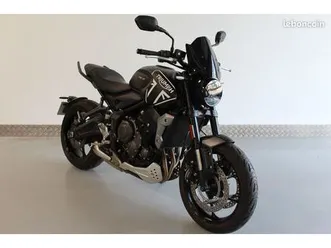 triumph trident 660 abs premiere main faible kilometrage trident660 abs garantie pro