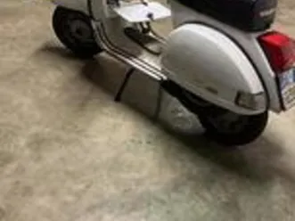 vespa piaggio 150 px
