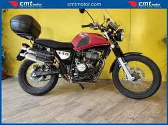 swm silver vase 440 - 2019