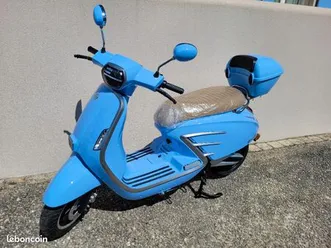scooter électrique tilgreen - tilscoot v2 -bleu clair - 50 cm3 neuf - 2 batteries 60 v-28 ah -1680 wh - 130 km d’autonomie - parking gratuit sur paris